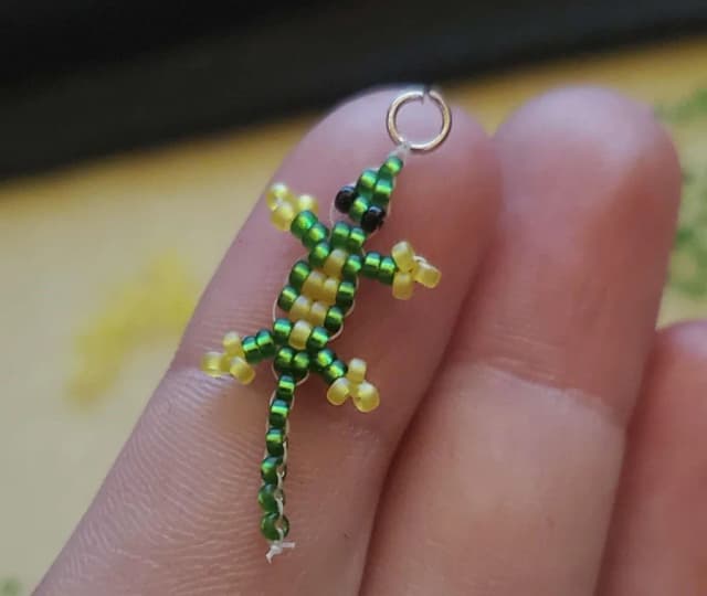 Lagartija verde y amarilla, mi favorita